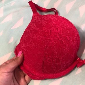 Victoria’s Secret push up bra size 32C